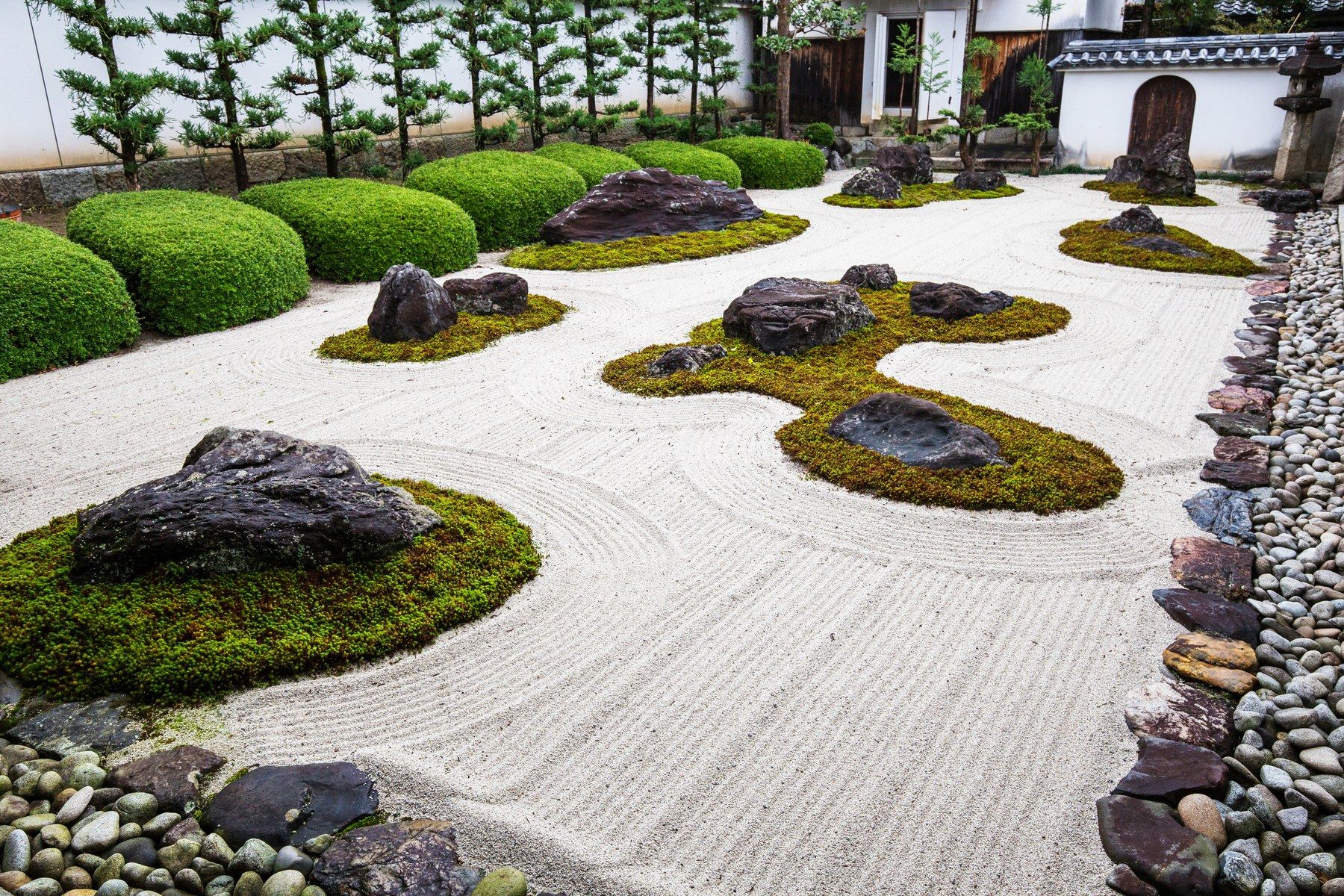 Pro Tips For Designing Beautiful Rock Gardens Japanese Rock Garden | My ...